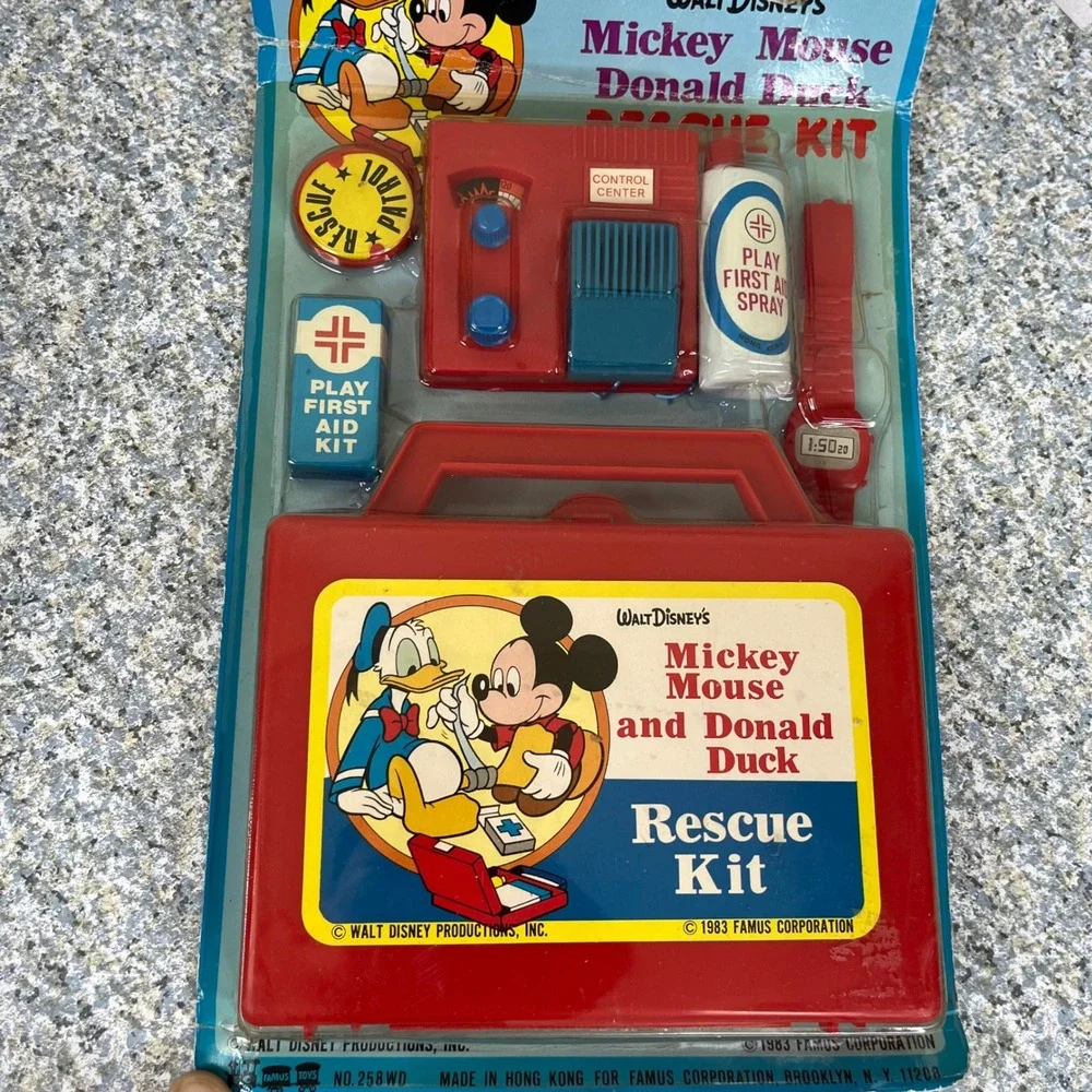 Vintage 1983 Disney Mickey Donald Duck Rescue Kit Famus 258WD Sealed NOS